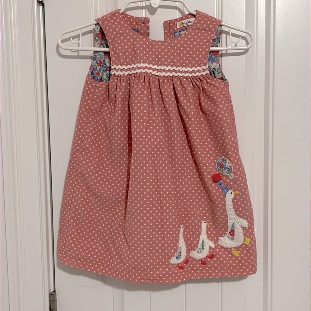 Mini Boden girls corduroy dress, pink with duck appliqué. Size 3-4 years.